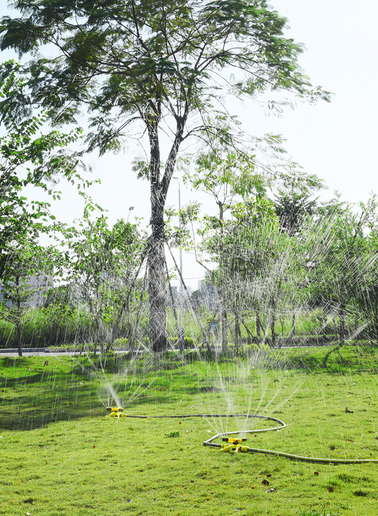 自動灑水器360度園林噴頭自動旋轉噴水噴淋草坪園林澆水神器屋頂降溫