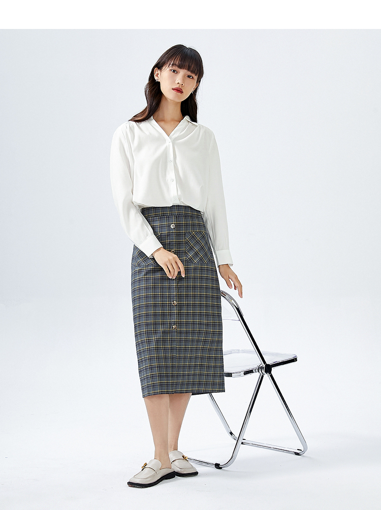 三福2021秋季女轻熟格纹褶皱设计衬衫舒适上衣女445281 米白 160/84a