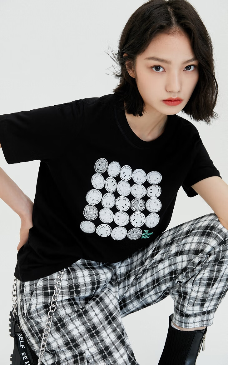 only2021秋季新款smiley联名款卡通印花图案短袖t恤女121301070 s12