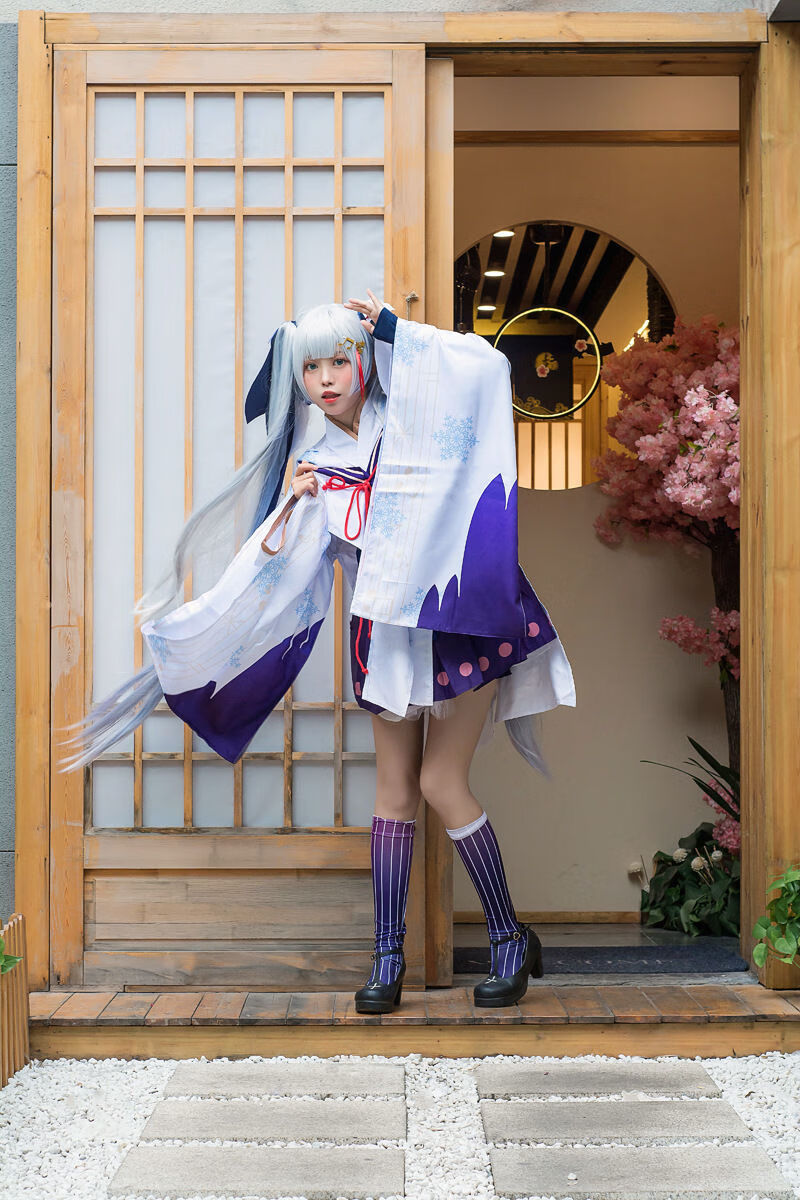 雪初音cos服vocaloid初音未来cosplay和服套装miku雪之巫女假发现