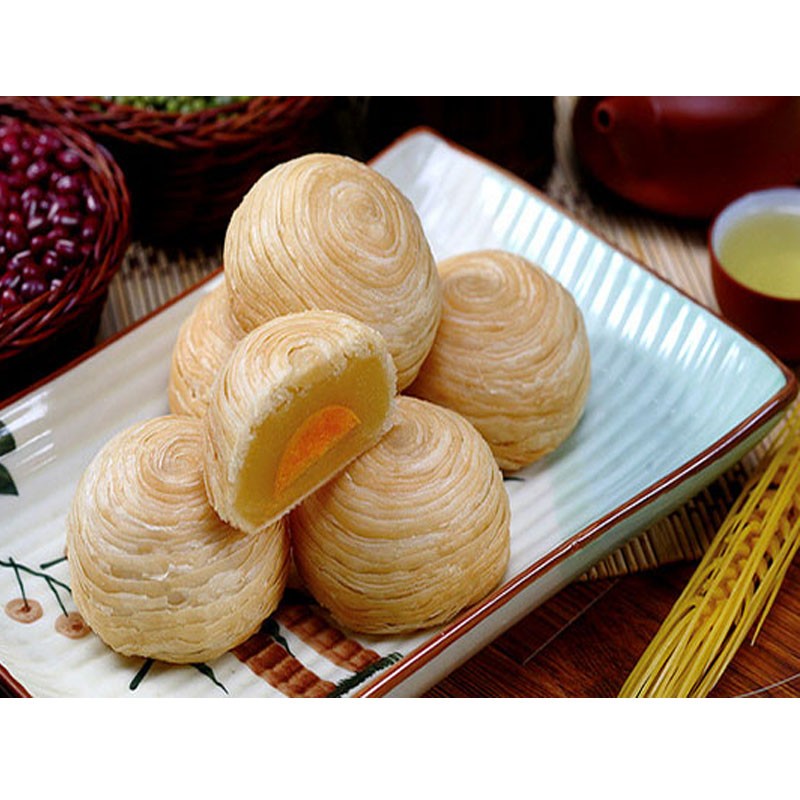 天伦之乐火腿月饼潮式月饼酥皮宣威火腿潮式中秋蛋黄月饼散装多口味潮