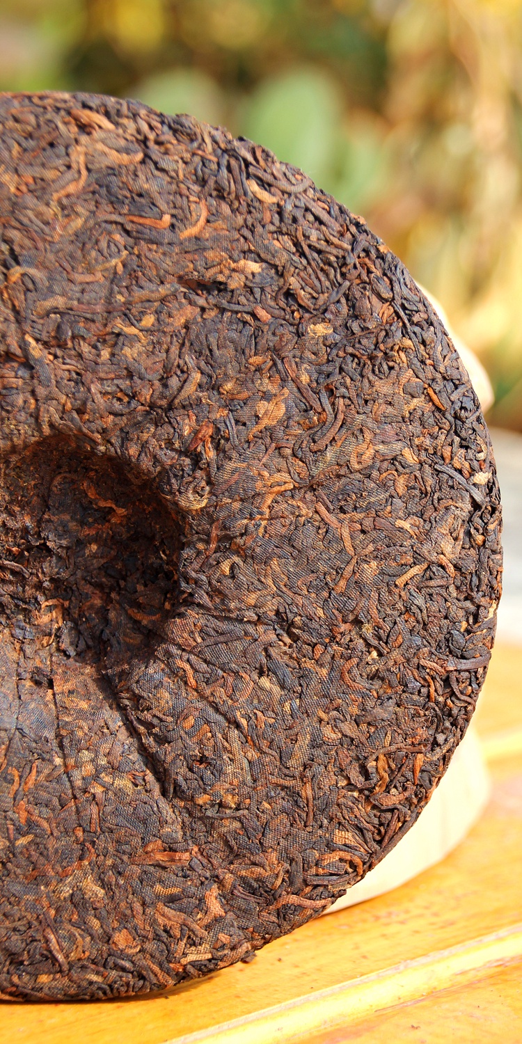 金芽贡饼普洱熟茶 普洱l茶熟茶金芽贡饼七子饼茶宫廷普洱熟茶5饼整提