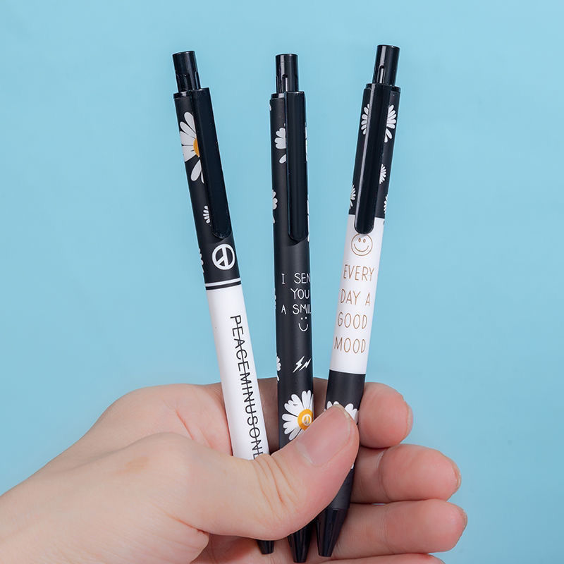 小雏菊网红按动笔少女心高颜值刷题中性笔速干05mm黑笔批发小雏菊按动