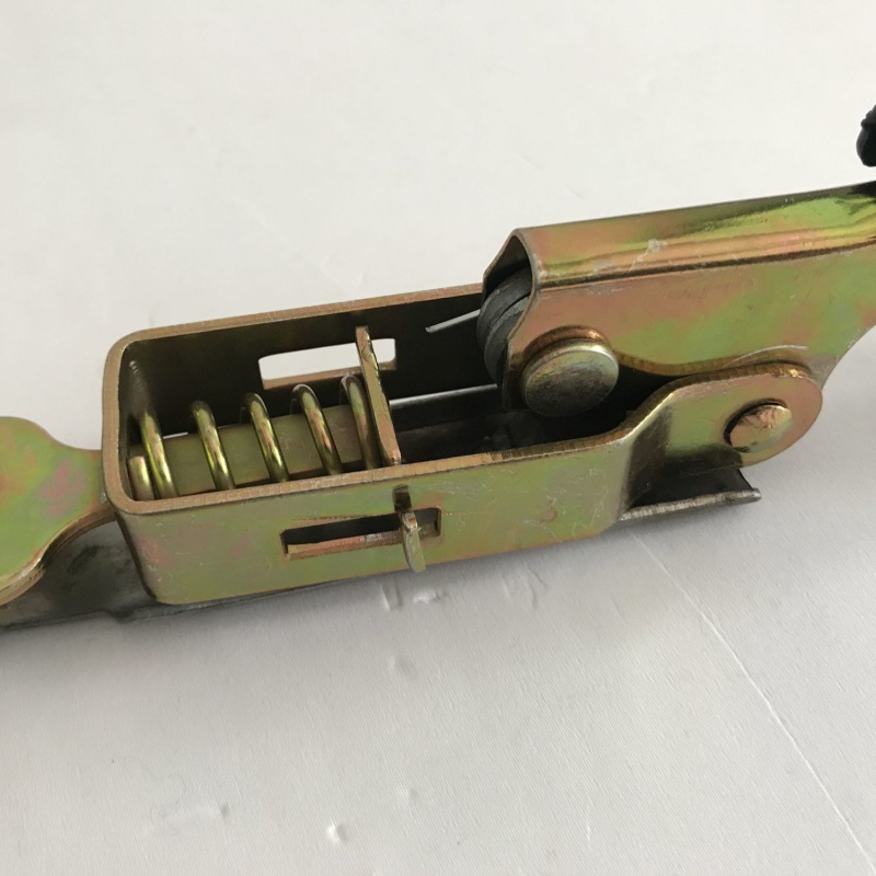 汽车货车三轮车/栏板锁扣/车厢搭扣/板锁/门扣开关总成/货箱扣手 一只