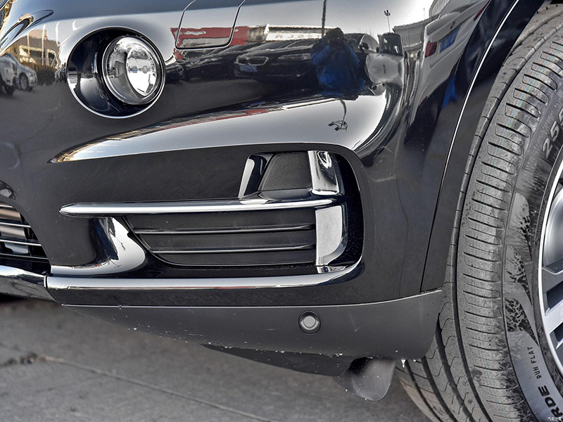 预售年后适用于1418年款适用于宝马x5前杠装饰亮条f15保险杠电饰条