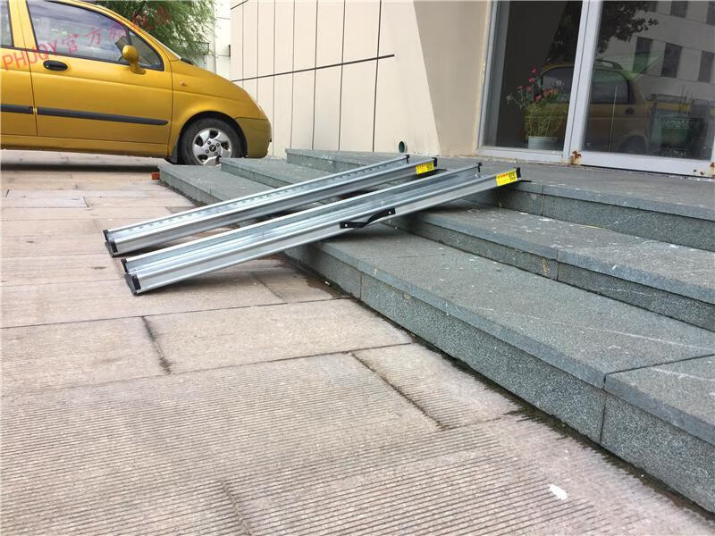 便携式楼梯无障碍设施防滑钢制坡道板轮椅上车上台阶坡道板06米长款一