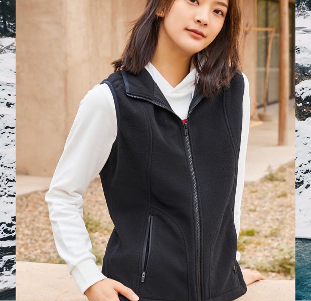 探路者抓绒背心2021秋冬新款户外时尚百搭保暖女式马甲tafj92786 雾光