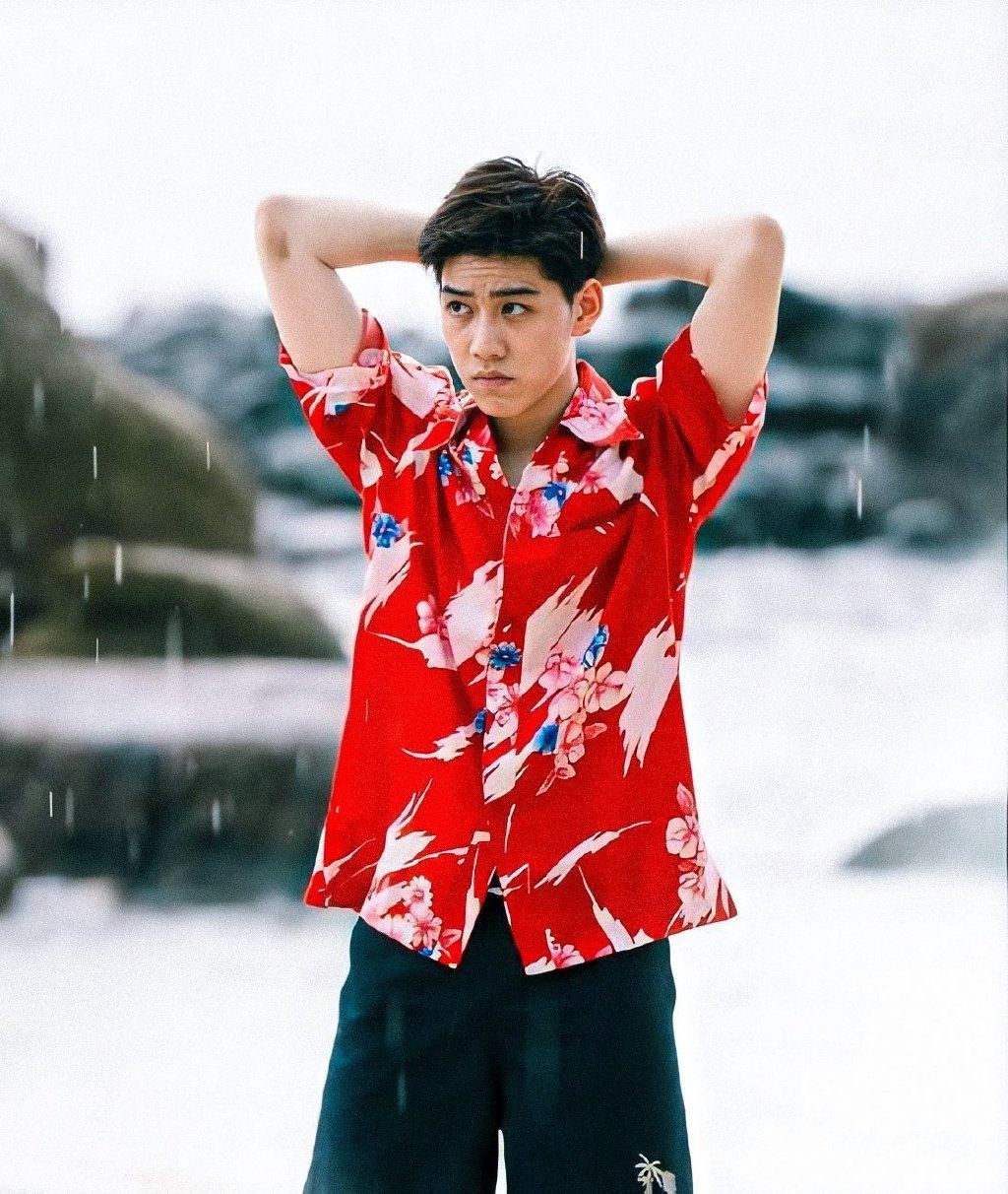 泰剧以你的心诠释我的爱ppkrit同款夏季款花衬衫宽松短袖上衣打底衫