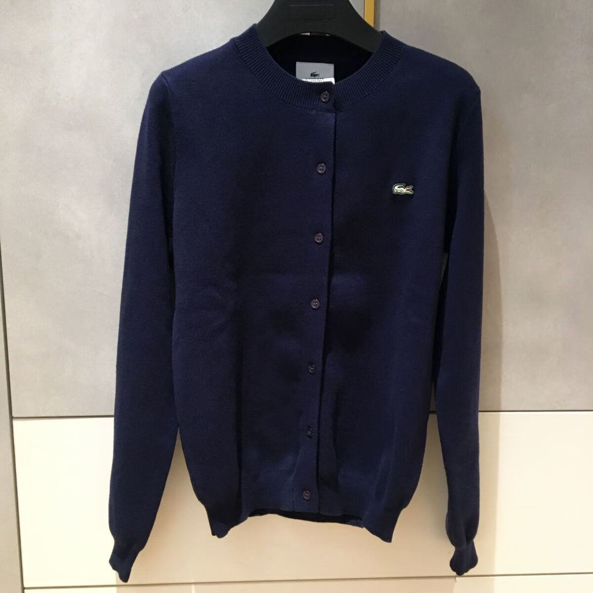 lacoste拉科斯特法国鳄鱼女装羊毛针织开衫纽扣小标毛衣af3367 藏青色