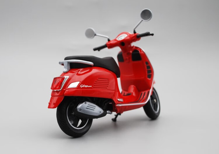 gts super 2020仿真摩托车模型轮胎可动 gts2020红色,威利,塑料【图片
