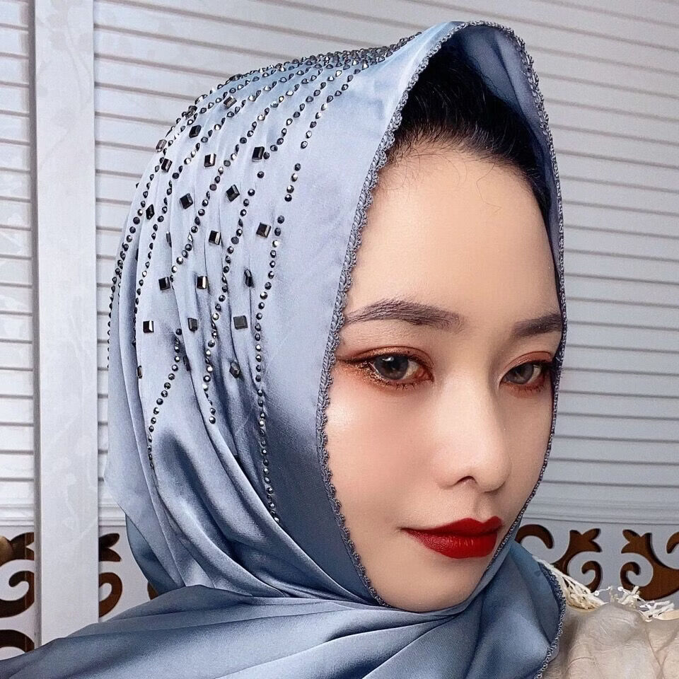 心墨染新品回族女人的套头纱巾盖头头巾纱巾烫钻三角巾休闲巾回族女