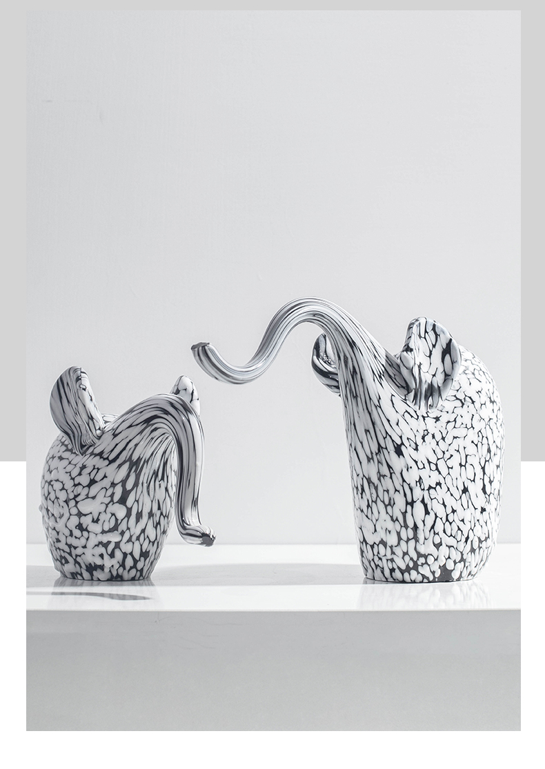 现代抽象艺术玻璃大象创意摆件招财家居客厅玄关酒柜轻奢软装饰品