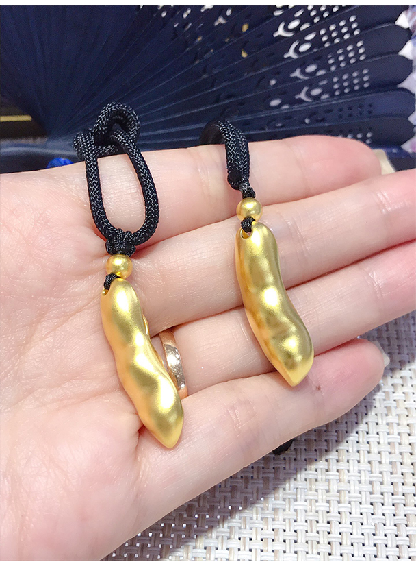 老凤凰 福豆项链古法金挂绳花丝工艺黄金花生吊坠镂空999足金坠子女