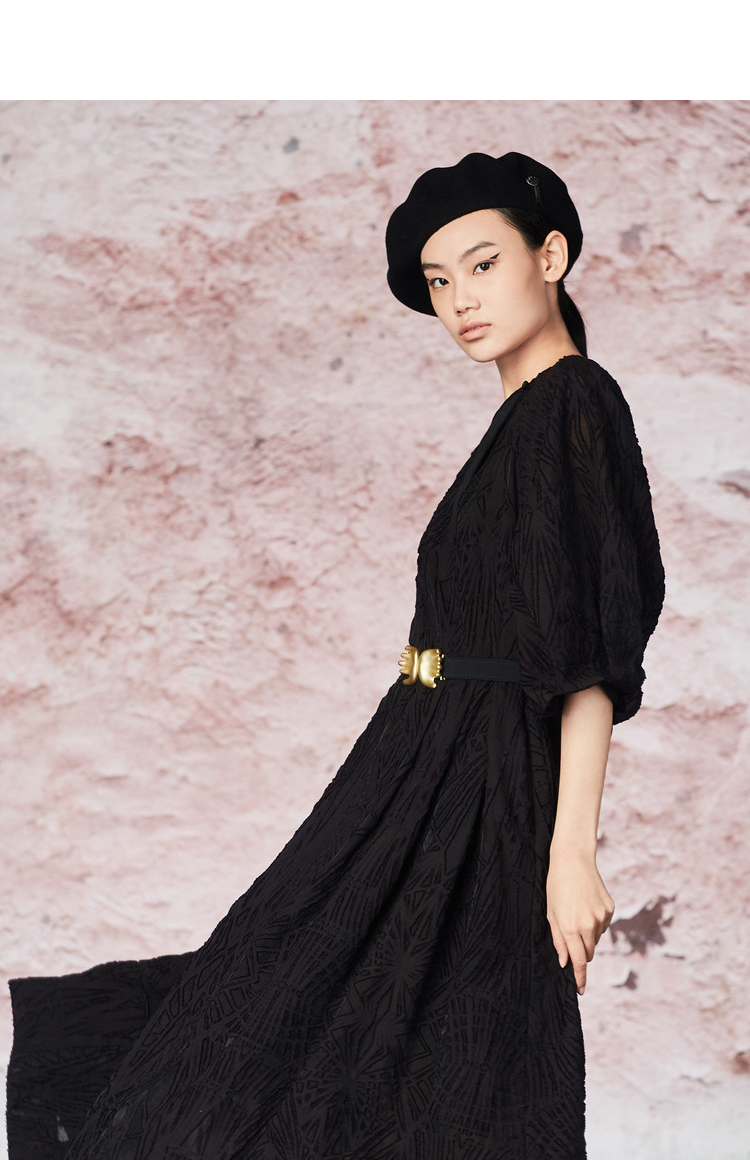 达衣岩优雅知性泡泡袖长款连衣裙2021秋季新款气质中袖时尚长裙然乌黑