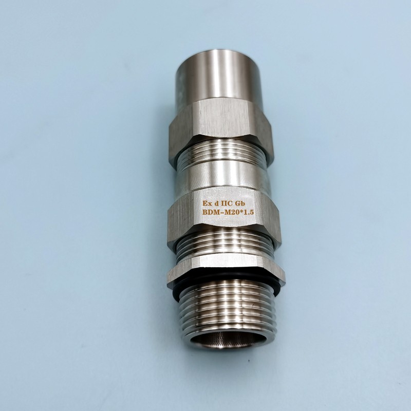 jiaranex 304不锈钢防爆格兰头铠装内外丝电缆密封夹紧接头内外螺纹管