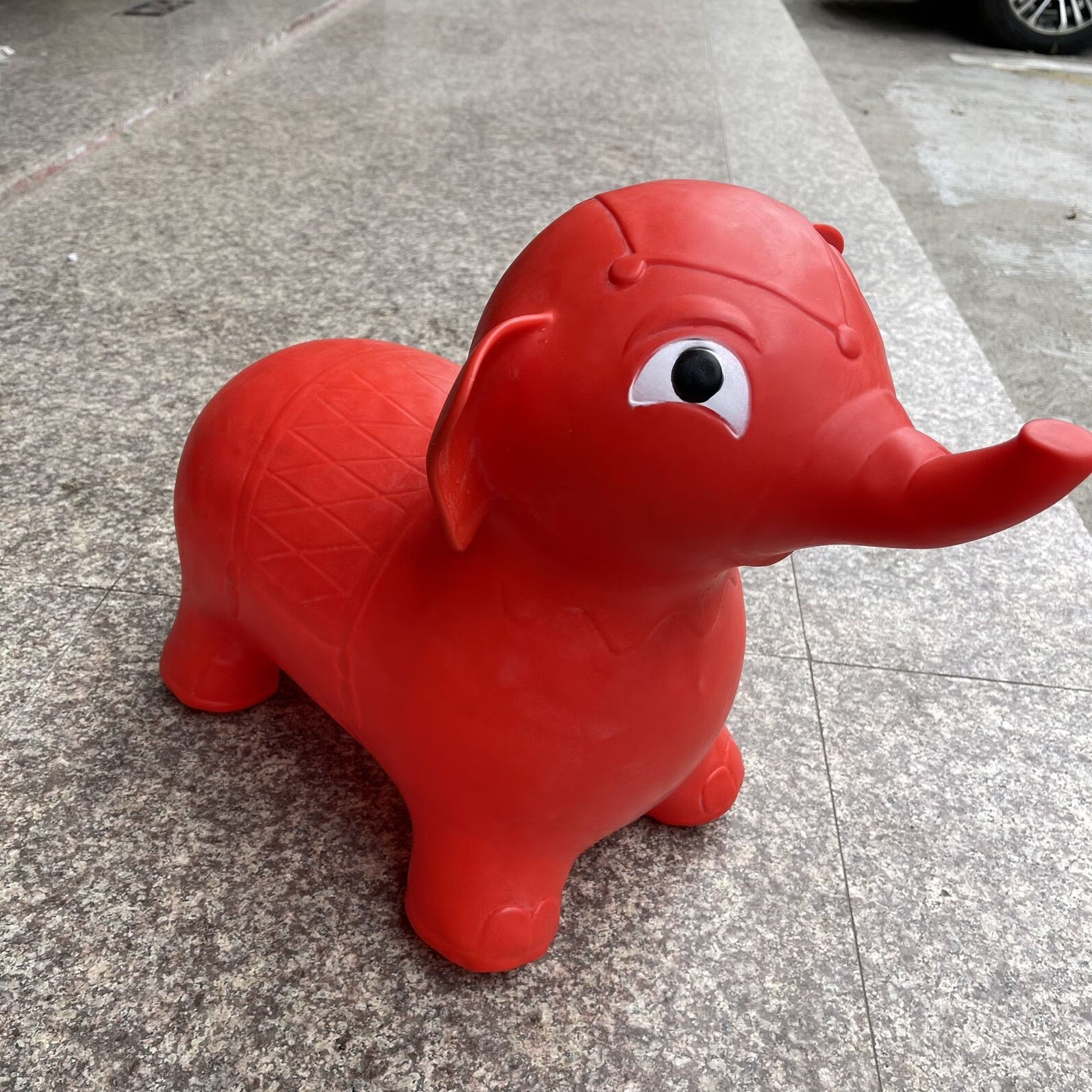 特价处理比乐btoys充气动物蜜蜂坐骑弹跳河马儿童跳跳马蹦大粉兔送打