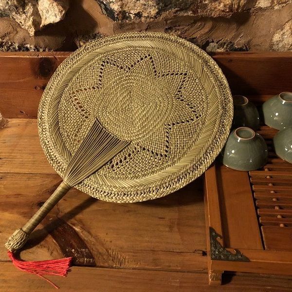 手工扇草扇子手摇蒲扇夏季纳凉岭根草编宝宝儿童月子扇中国古风扇 a款