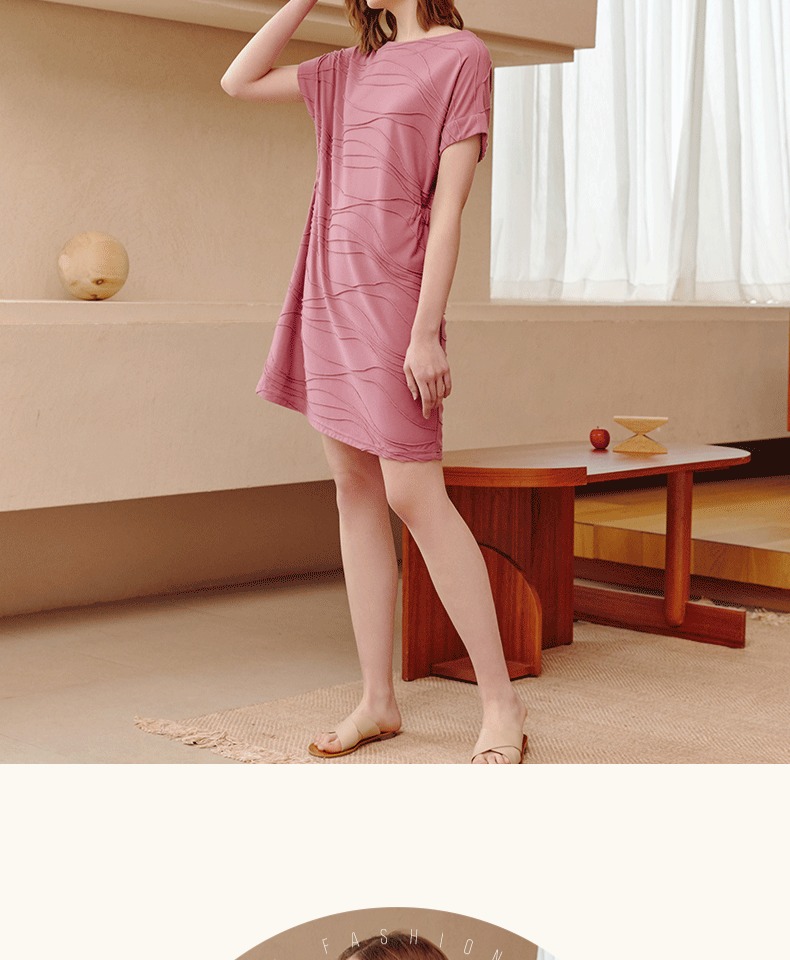 三枪睡裙女水波条纹休闲甜美圆领透气女士家居中裙湛蓝160m