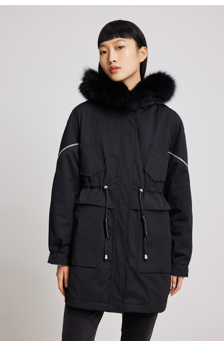 lily2021冬新款女装精致毛领抽绳收腰帅气派克式中长款羽绒服女 510