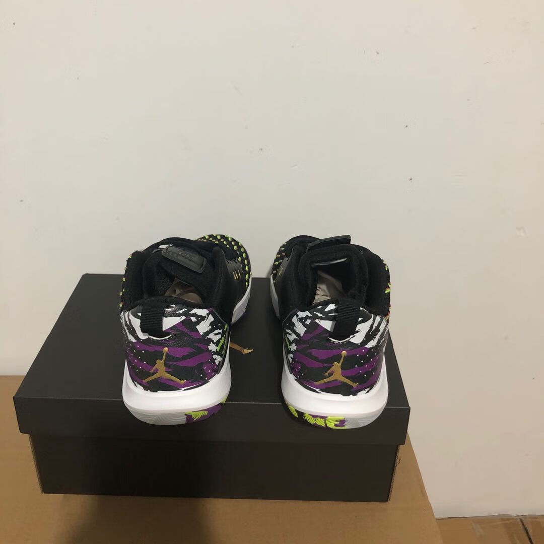 官方同款保罗12代篮球鞋男保罗乔治低帮运动实战篮球鞋保12黑白44