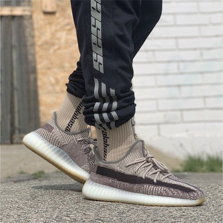 阿迪达斯adidasyeezyboost350v2火山灰岩兵马俑椰子跑步鞋gw0089fu