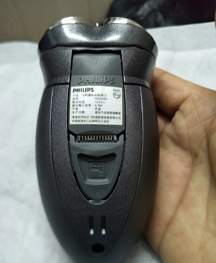 飞利浦剃须刀hq6070hq6071hq6090hq6075hq6095hq6073hq6090商场展示机