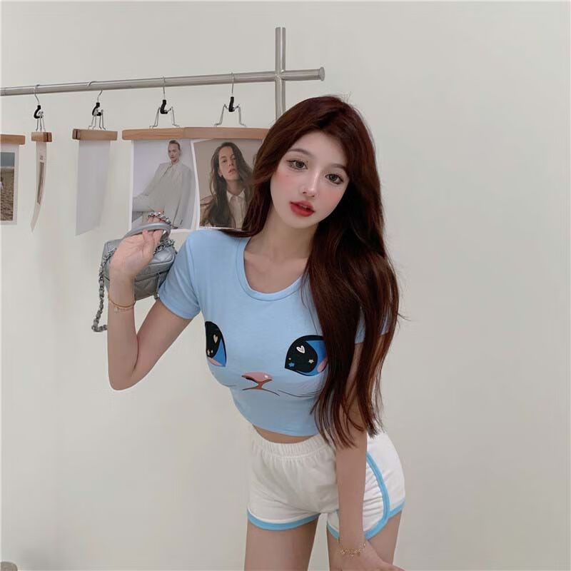 显胸大紧身上衣短款露脐性感短袖t恤女春秋季可爱猫咪圆领修身潮sn