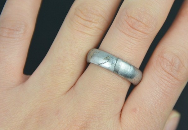 顶盈俄罗斯随城铁陨石戒指瑞典m铁指环天然镍天铁能量陨石随城陨铁港