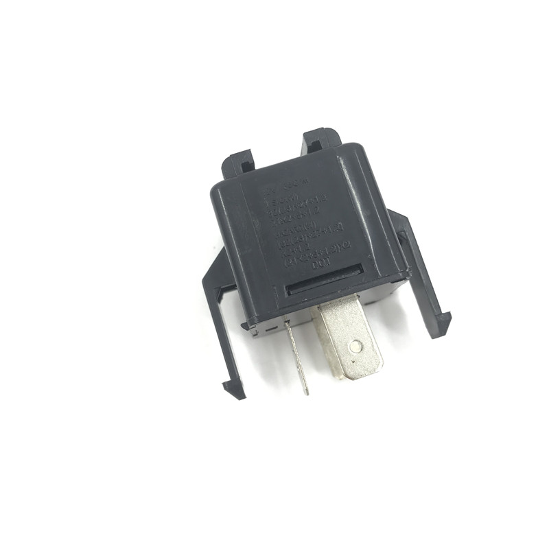 适用于现代悦动雅绅特起亚福瑞迪闪光继电器转向灯大灯继电器双扇维修