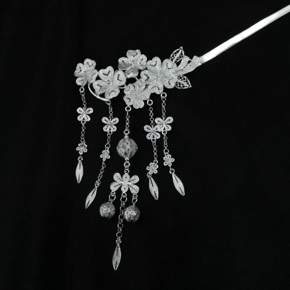 美芙仁999足银发簪手工花丝银镀金四叶草簪子步摇流苏