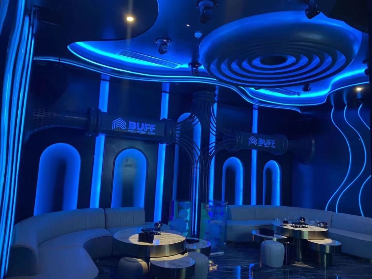 声控12v酒吧ktv全幻彩灯带条婚礼健身房智能编程清吧户外跑马亮化sn