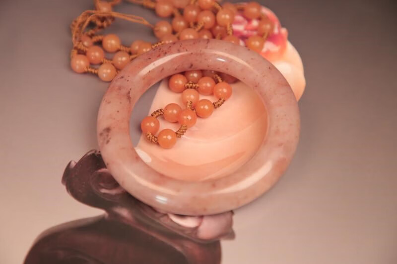 福潮 气质好看玉石珠宝女手镯草莓酱散珠手链吊坠耳钉手把件毛衣链