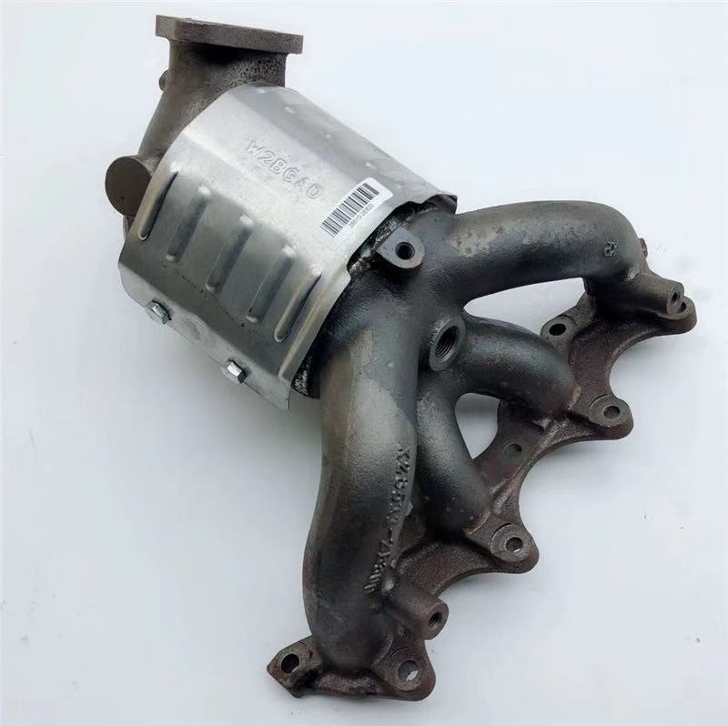 适用现代悦纳ix25领动k2领翔i30御翔起亚佳乐秀尔锐欧三元催化器新k2