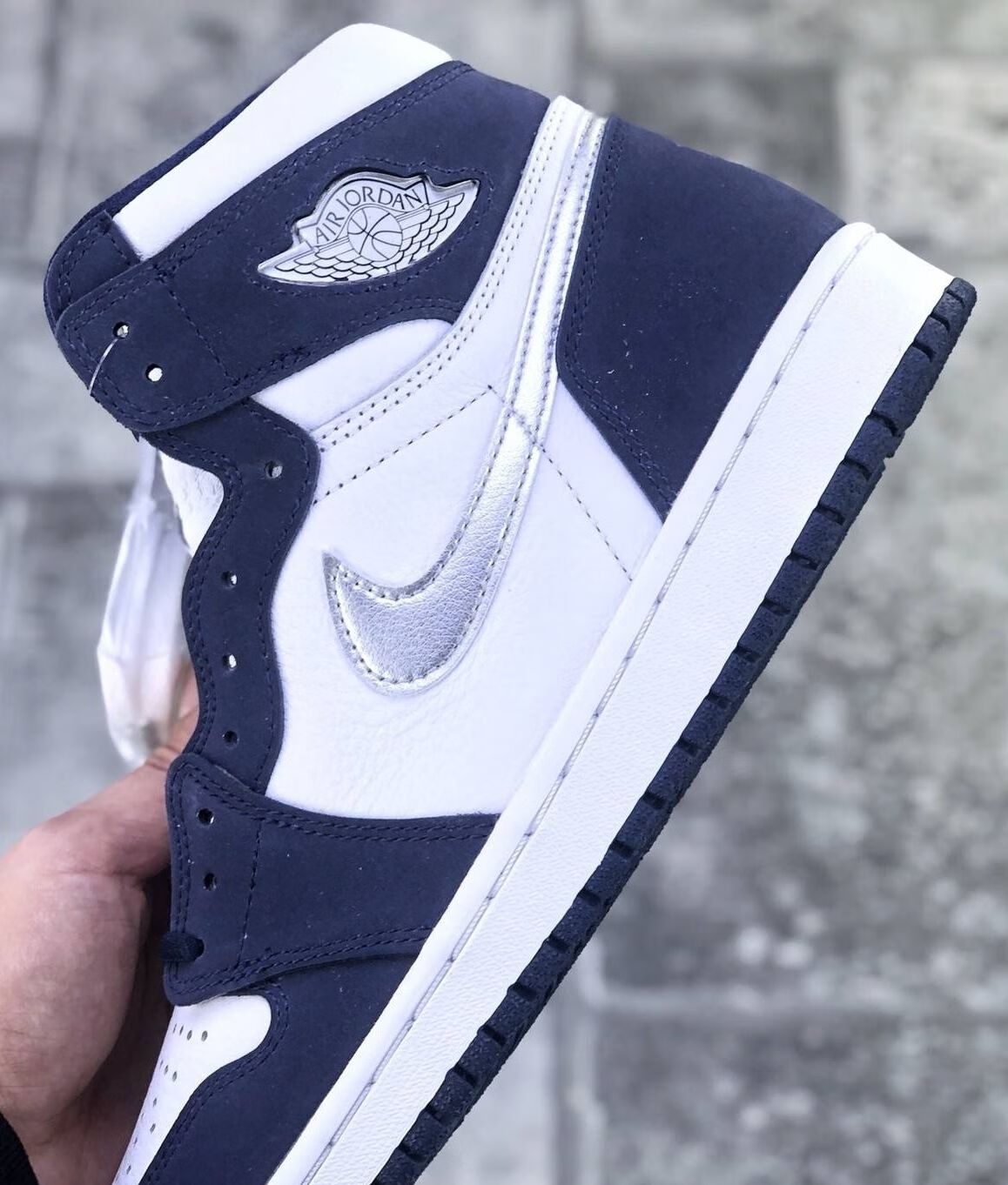 东京限定aj巴洛克灰银麂皮新倒勾芝加哥高帮篮球鞋莆田定制 其他配色