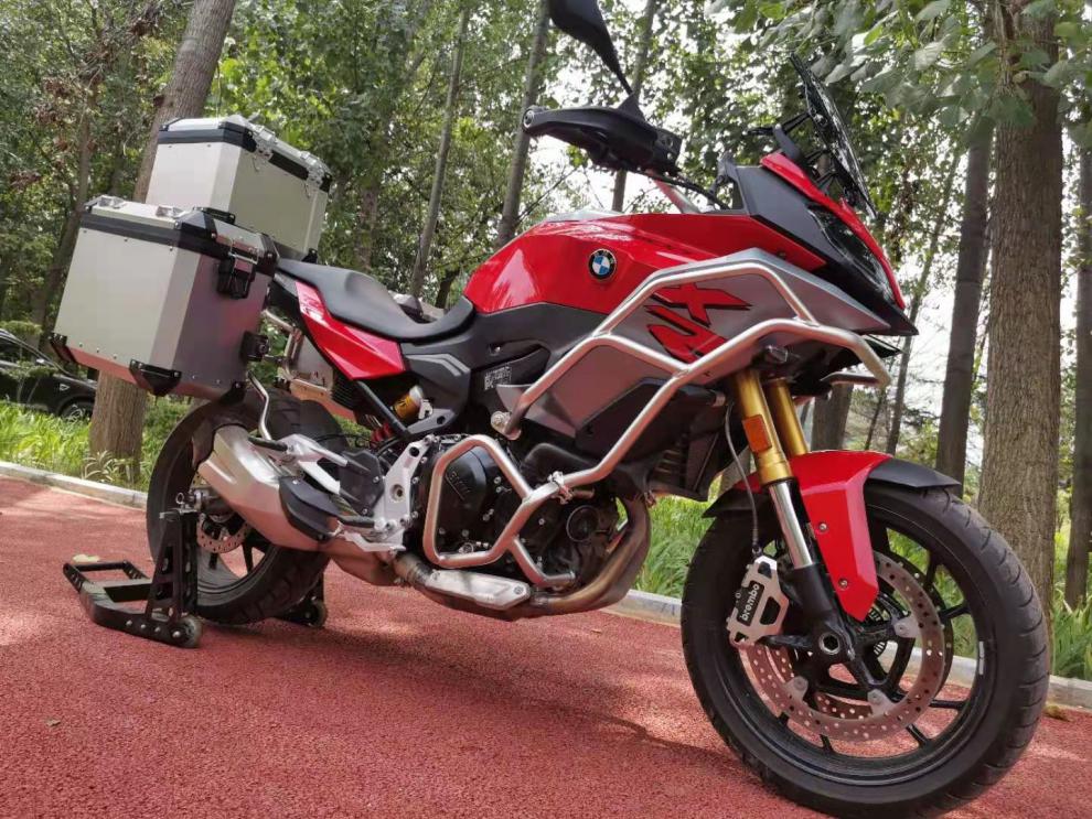 适用于宝马f900xr三箱尾箱边箱不锈钢护杠全车改装配件尾箱三箱不锈钢