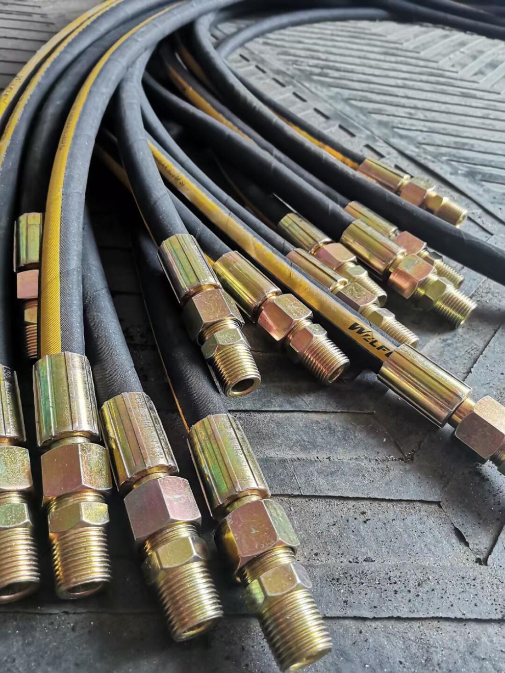 适用于空压机储气罐连接管螺杆机4分6分1寸空压机油管耐高温高压胶管4