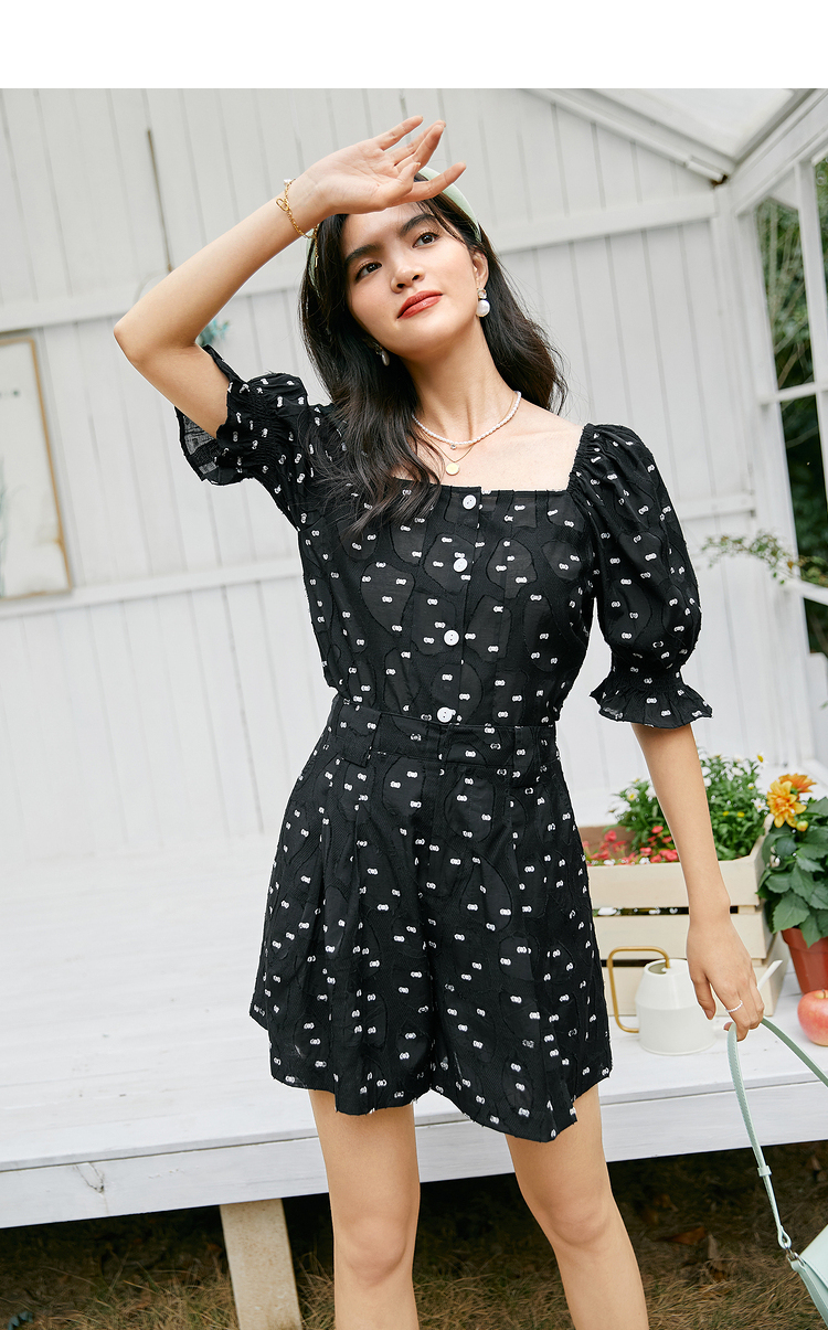 伊芙丽方领甜美提花短裤套装2021年新款休闲时尚泡泡袖两件套女夏