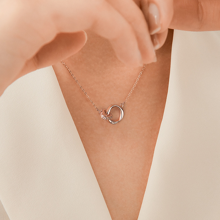 yuban 爱心莫比乌斯环项链女新款心形环环相扣锁骨链轻奢小众设计感