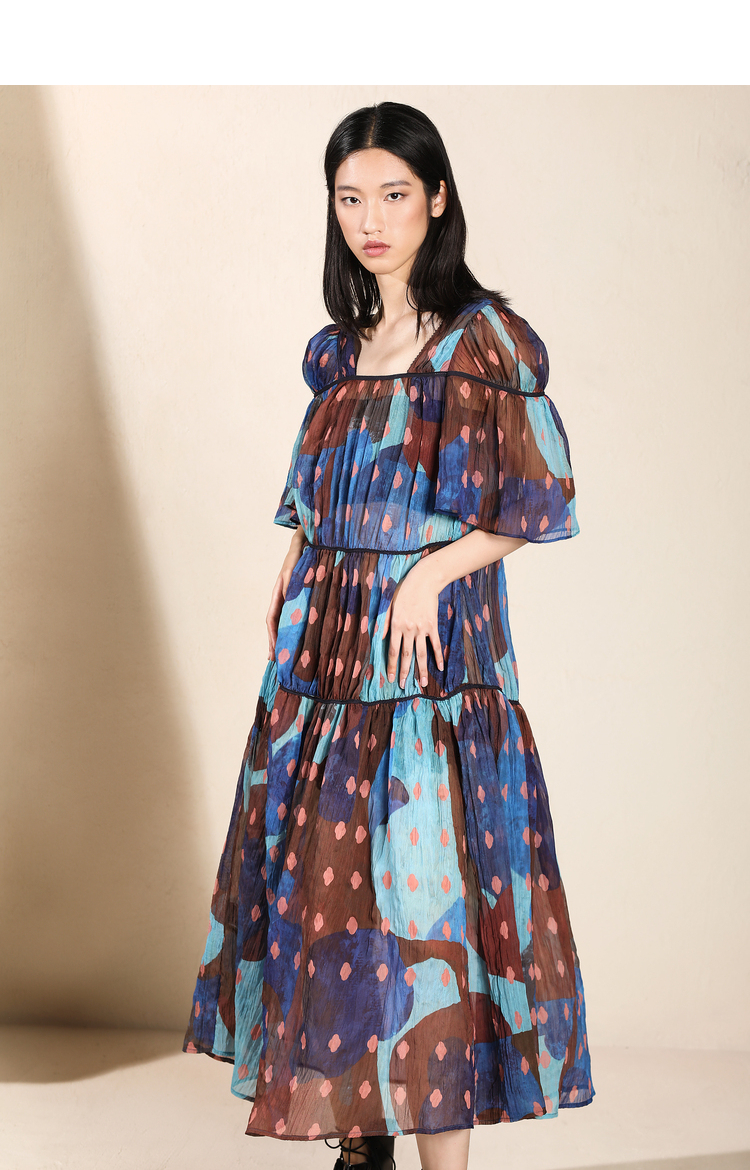 达衣岩时尚方领长款2022年夏季新品波点褶皱连衣裙女夏加尔红m