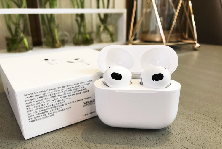 apple 2021款 apple/苹果 airpods (第三代)原装无线蓝牙耳机airpods3