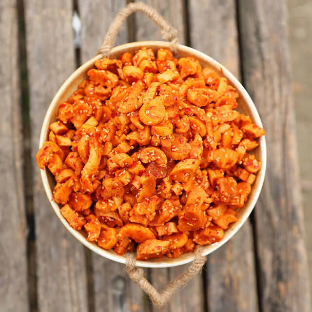 四川特产萝卜干正宗麻辣网红罗卜干瓶装香脆香辣下饭菜萝卜丁腌菜