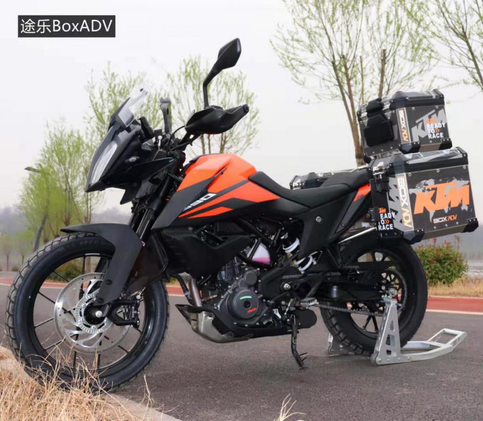适配新款ktm390adv摩托车铝合金三箱边箱尾箱保护杠保险杠改装银色护