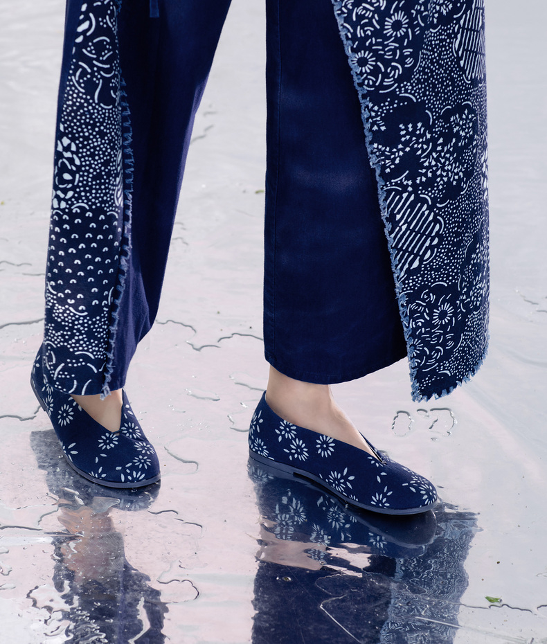 生活在左蓝印花布系列2021秋季新品复古纯棉低帮休闲鞋子单鞋女 菊