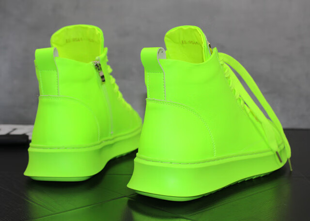 小白鞋男韩版潮流百搭高帮鞋板鞋荧光绿理发店发型师鞋子男内增高