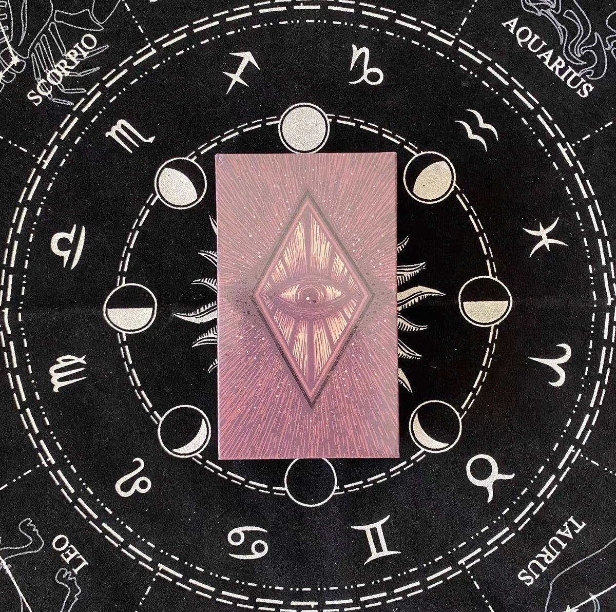 棱镜塔罗牌黑白版 有中文翻译 light visions tarot 耀光塔罗牌 班卓 