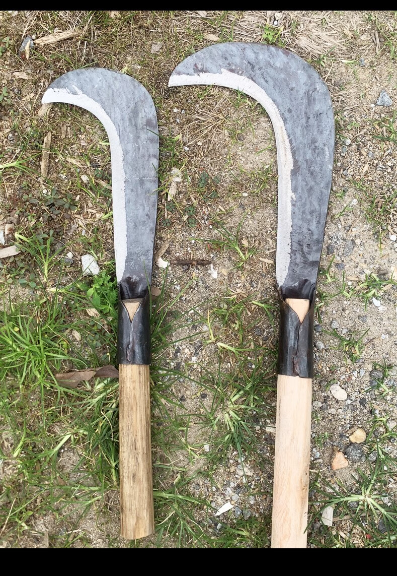 镰刀砍柴刀老式镰刀广西柴刀锰钢老款割草专用家用树刀 防身加厚小