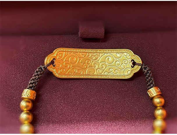 老凤凰 年年有鱼手链烧蓝黄金手牌编织手绳古法金珠手串女故宫999足金