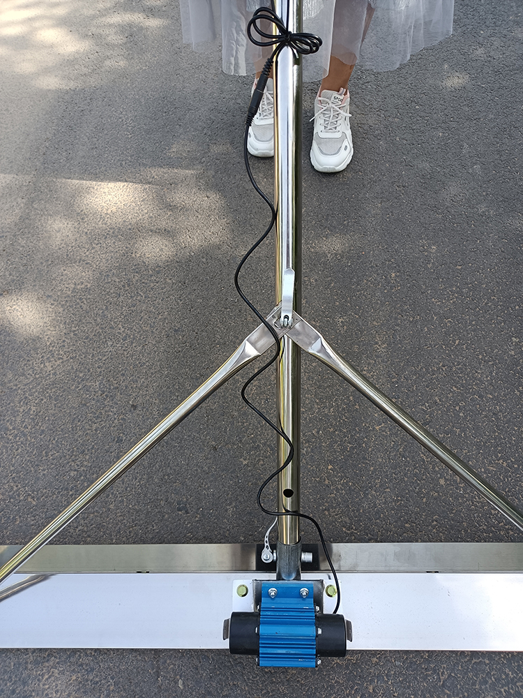 锂电刮平尺电动振平尺混凝土刮平尺室内地坪找平尺楼面整平抹平机24瓦