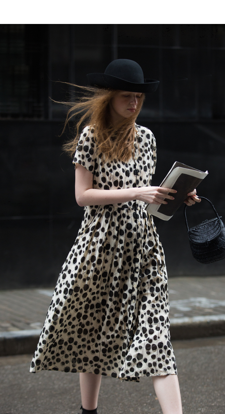 原创设计花树果圆点斑点连衣裙女潮流街拍百搭2021夏新款显瘦气质学生