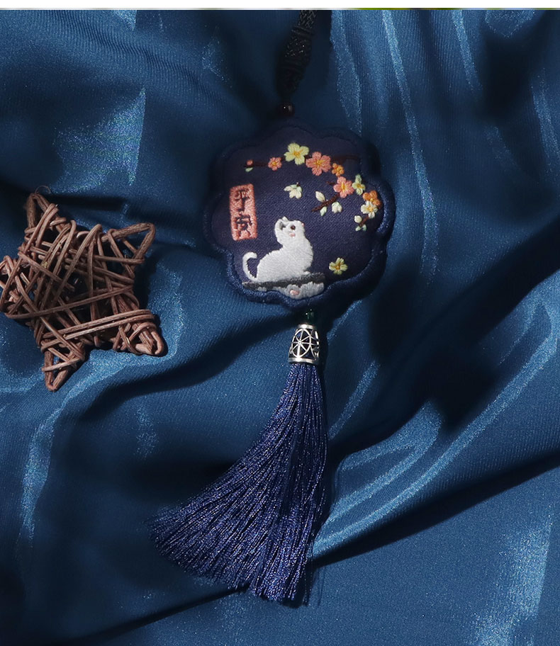 刺绣材料包平安福手工自绣苏绣礼物护身符荷包绣品hxm2457 樱花玉兔